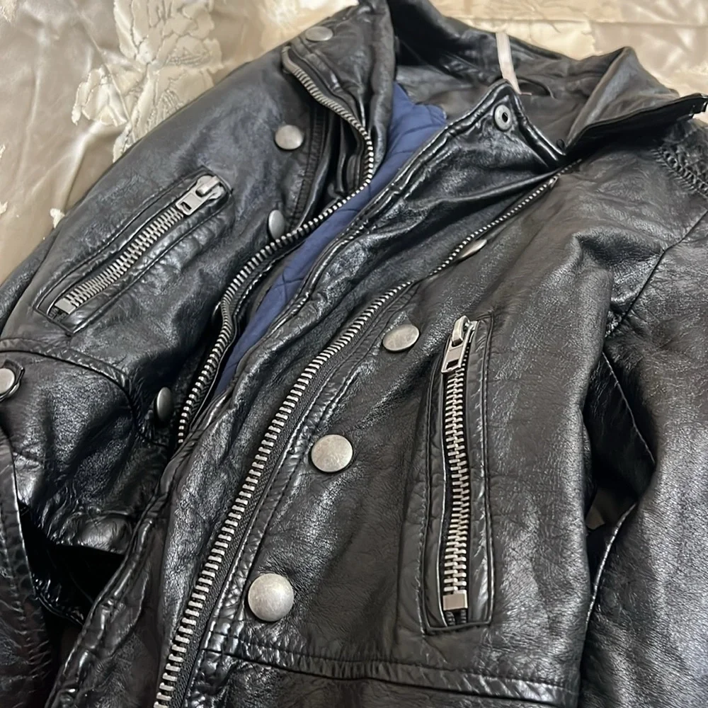 FREE PEOPLE LEATHER JACKET BLACK CUTE SIZE S VEGAN LEATHER COAT JACKET